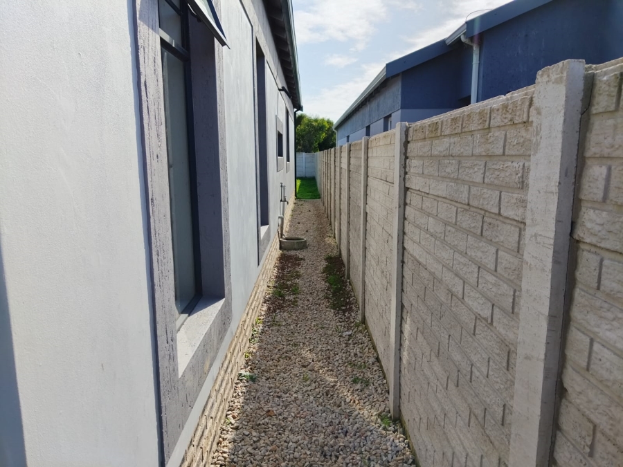 3 Bedroom Property for Sale in Fairview Eastern Cape